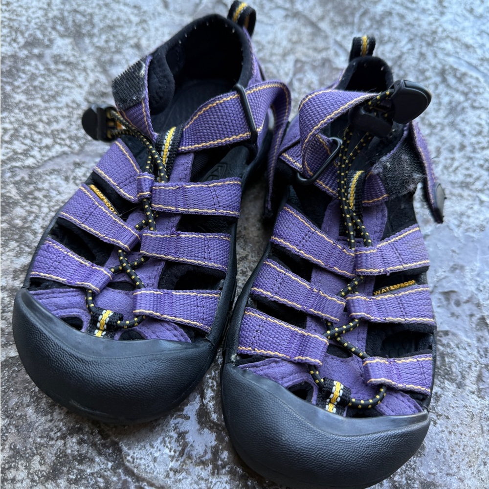 Kids keen Purple and Black Keens Newport H2 Purple size 13 Little Kid - Picture 3 of 5
